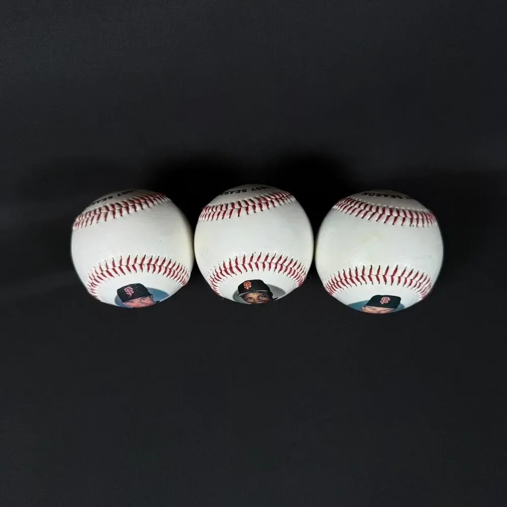 Lot of 3 Vintage ball 1997 J.T Show,Barry Bons,Jeff Kent Baseballs Giants MLB